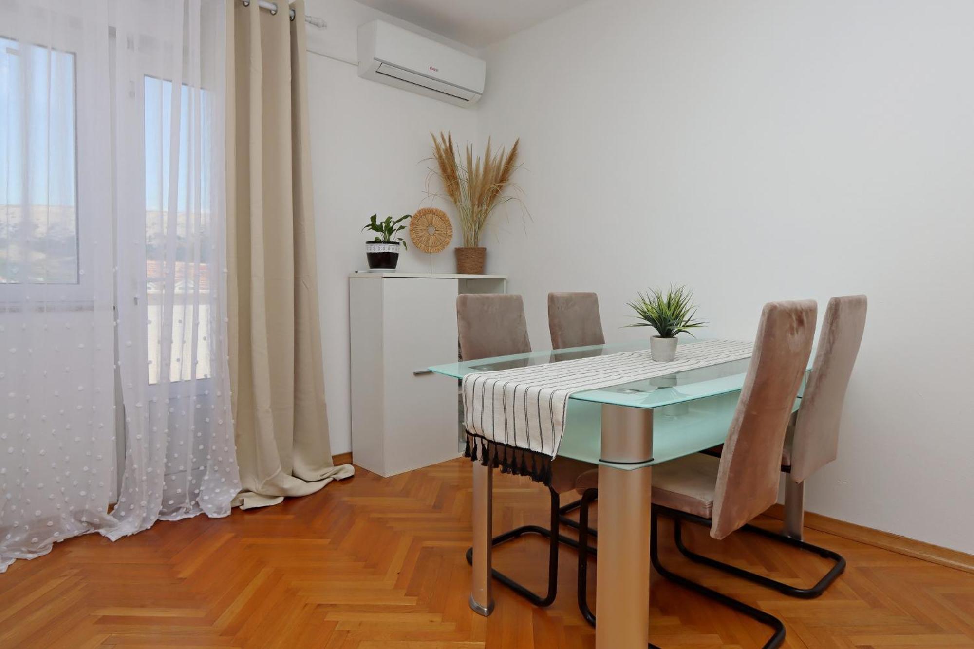 Seaside Apartments With A Swimming Pool Pag - 6412 Pag Town Bagian luar foto