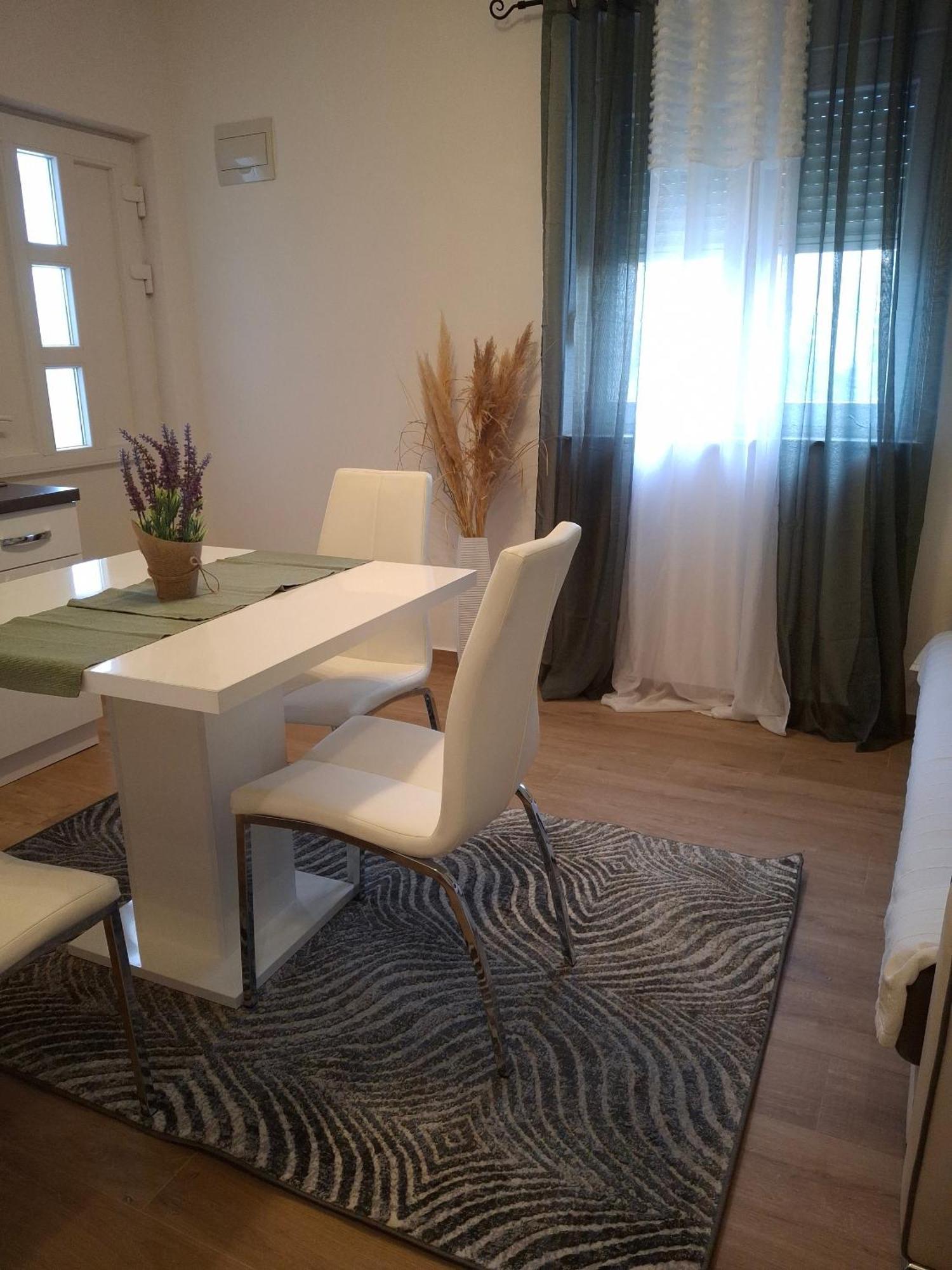 Seaside Apartments With A Swimming Pool Pag - 6412 Pag Town Ruang foto